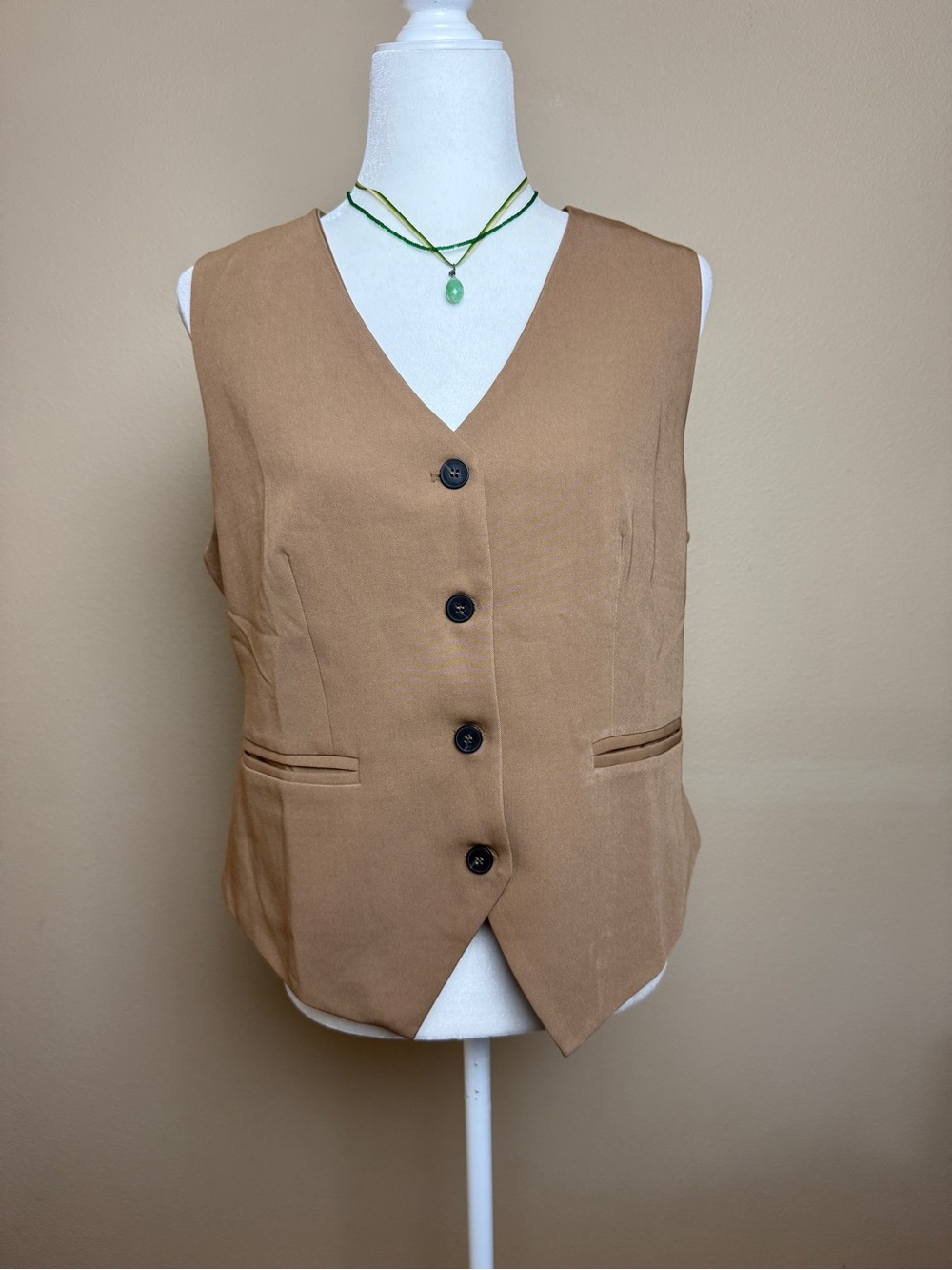 Pocketed Button Up Vest Size Medium